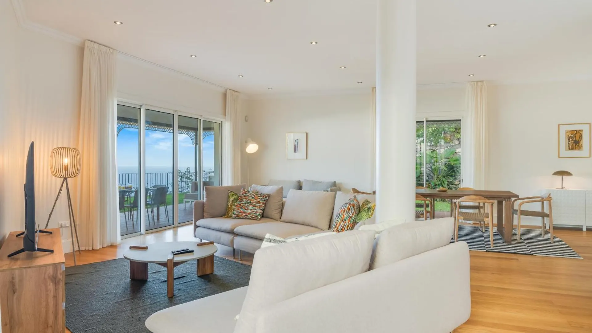 פונשל Sublime View Villa By Atlantic Holiday