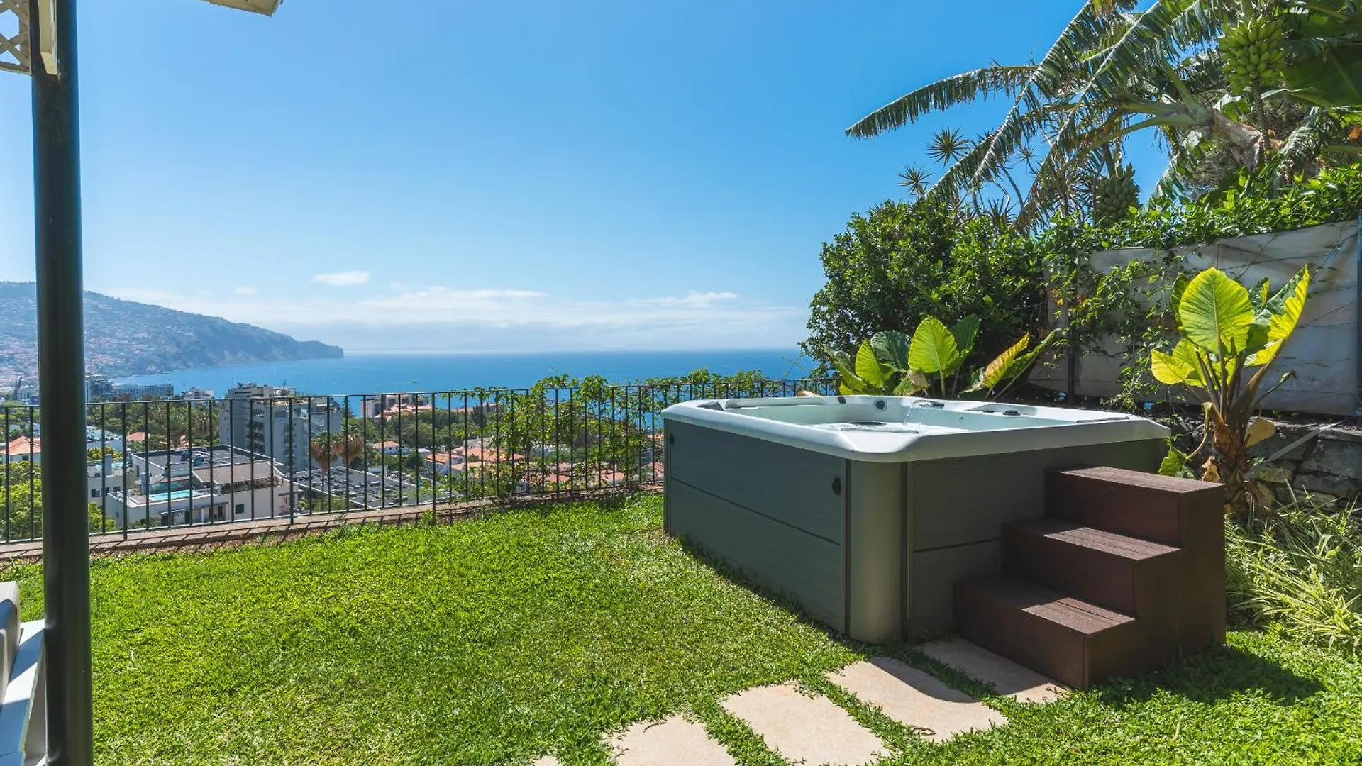 פונשל Sublime View Villa By Atlantic Holiday פורטוגל